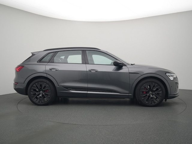 Image about Audi Q8 e-tron S line 50 e-tron quattro