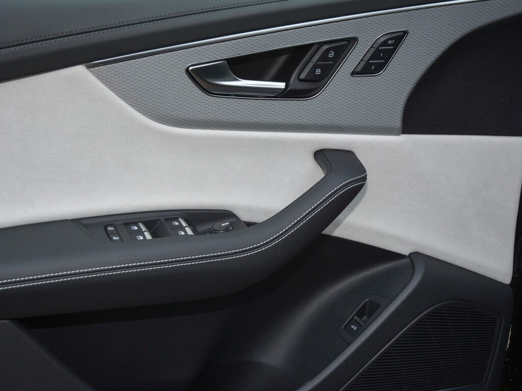 Image about Audi Q8 SUV 50 TDI quattro tiptronic