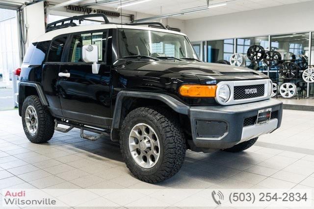 2013 Toyota FJ Cruiser Base