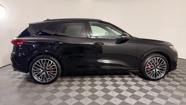 2026 Audi SQ5 Premium Plus - Photo 10