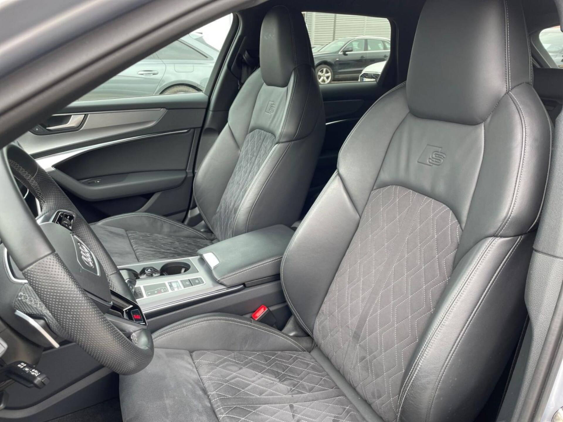 Audi S6 Avant