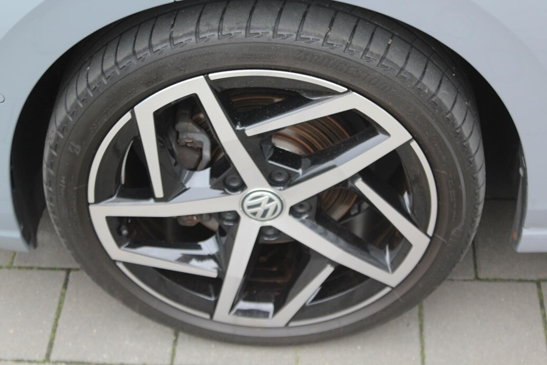 Volkswagen Golf Style