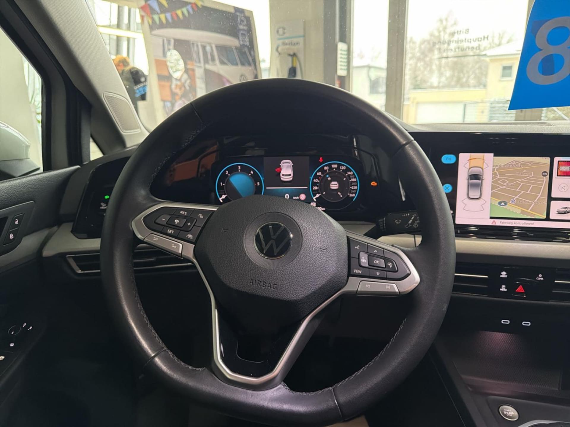 Volkswagen Golf Life
