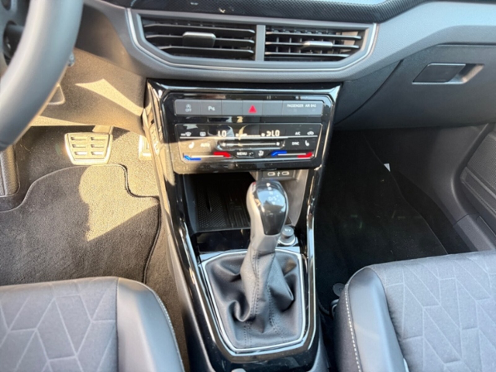 Volkswagen T-Cross – Bild 13