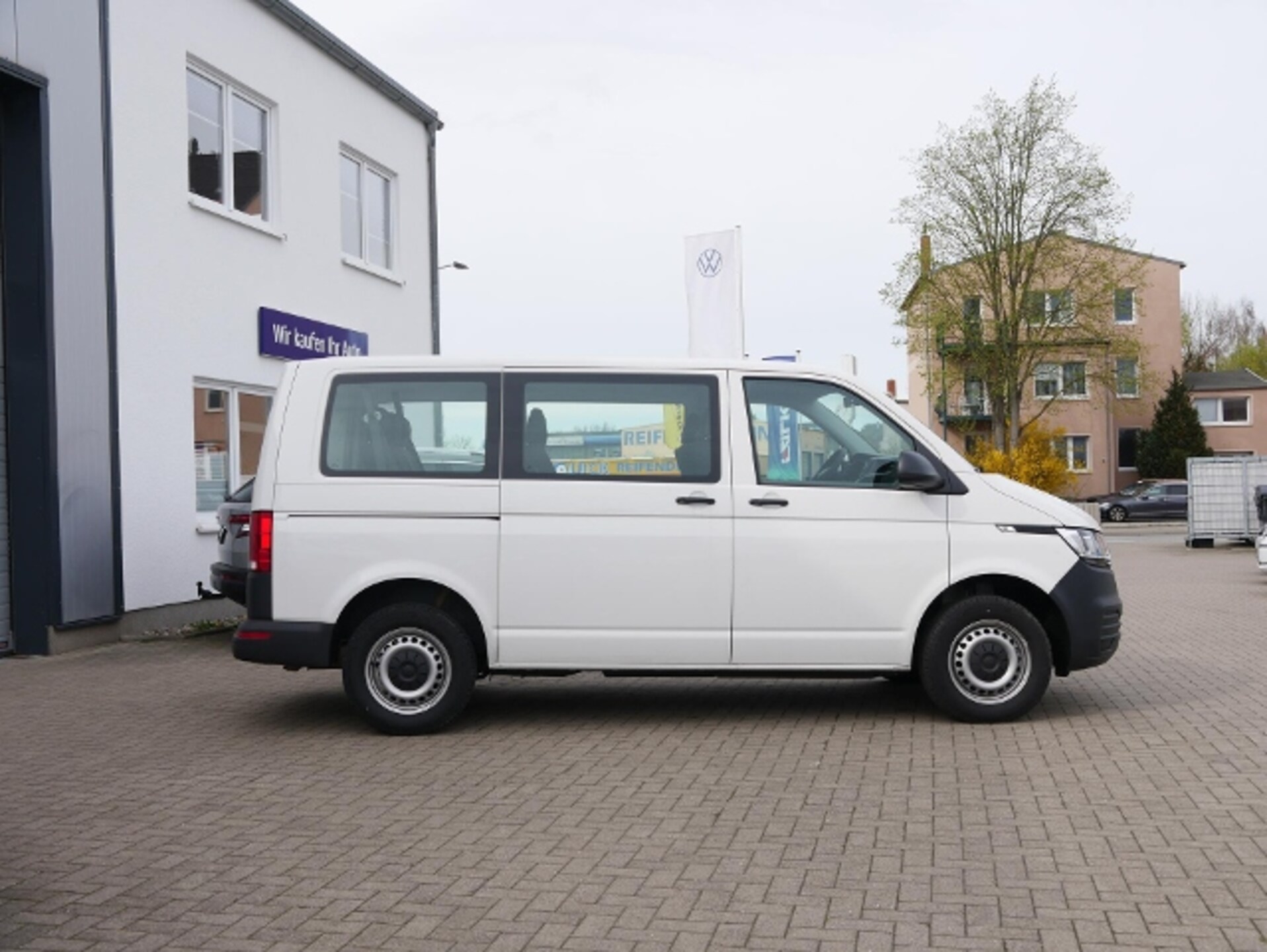 Volkswagen T6.1 Transporter Kombi kurzer Radstand