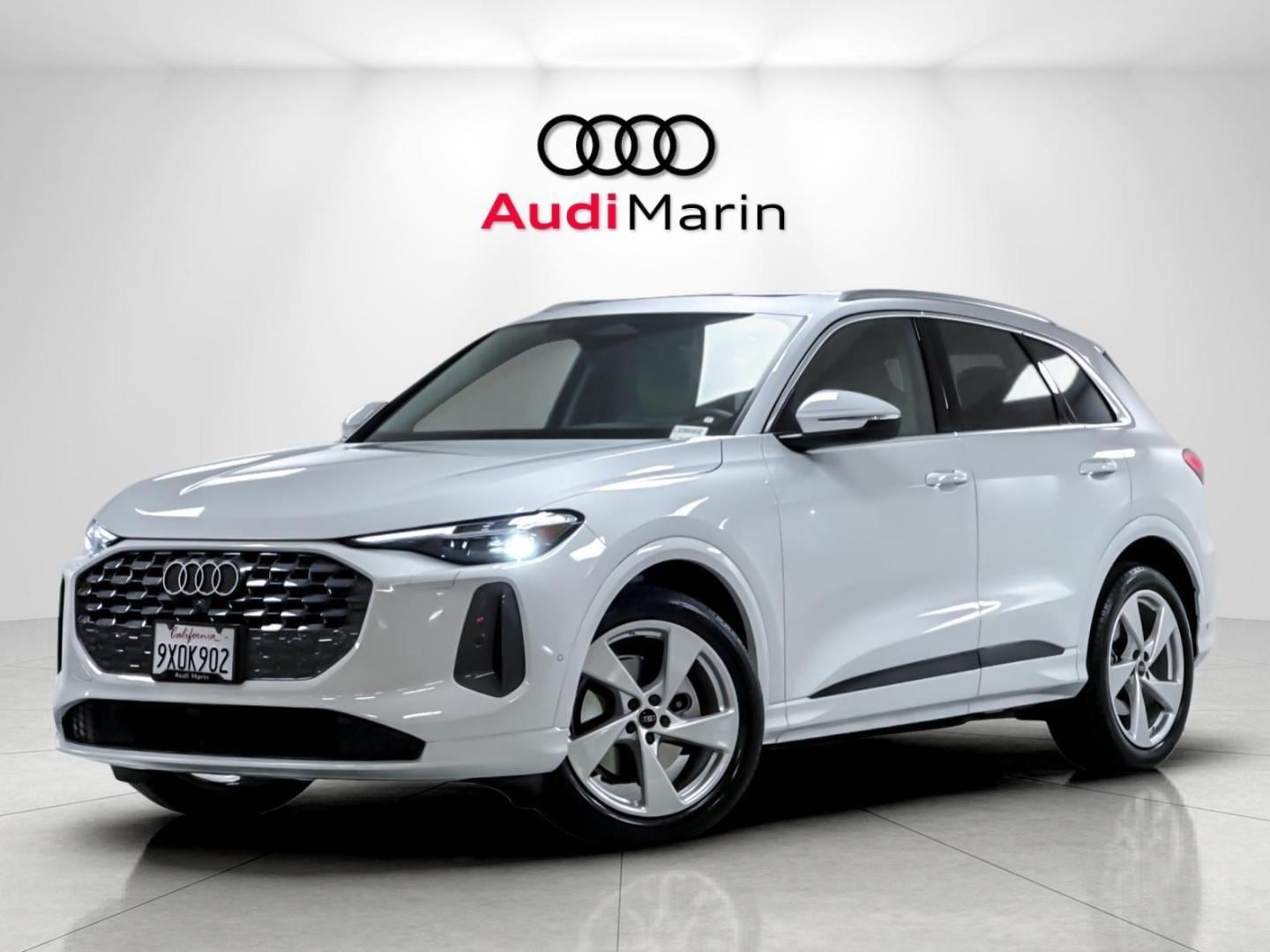 2025 Audi Q5 40 Prestige's photo