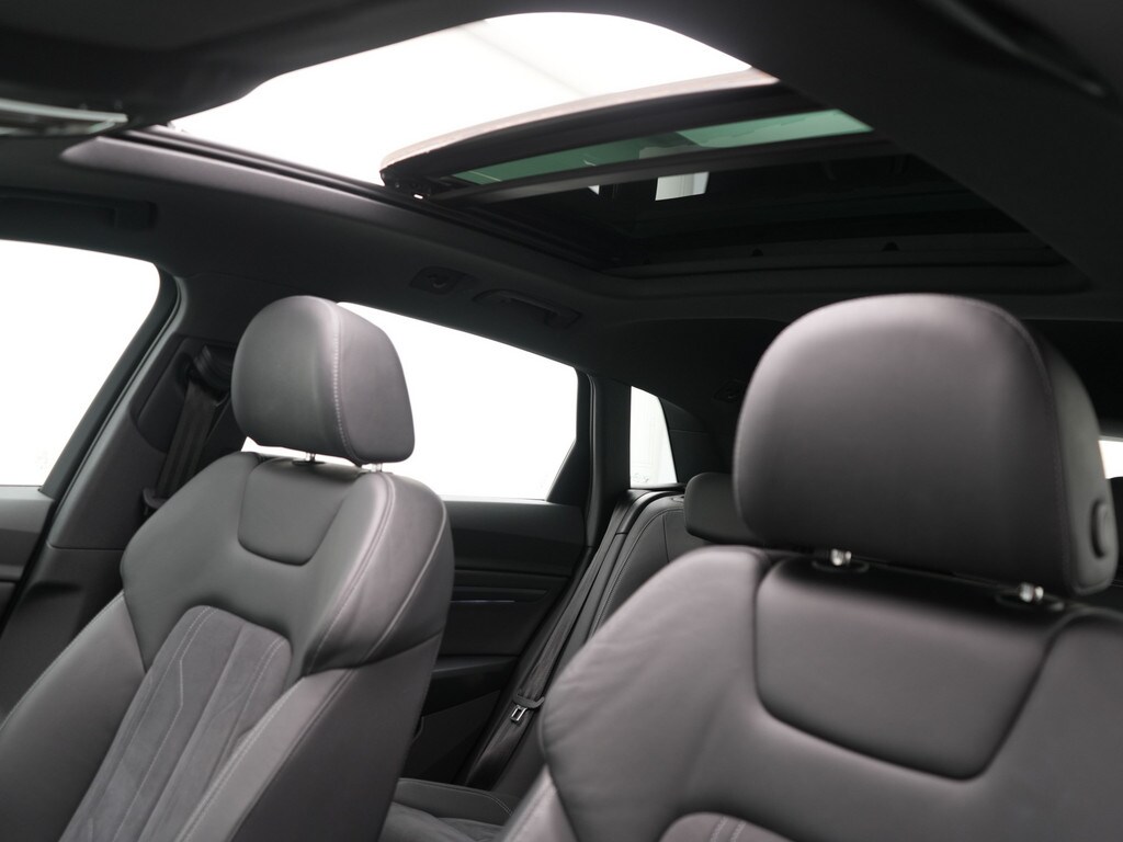 Image about Audi Q8 e-tron S line 50 e-tron quattro