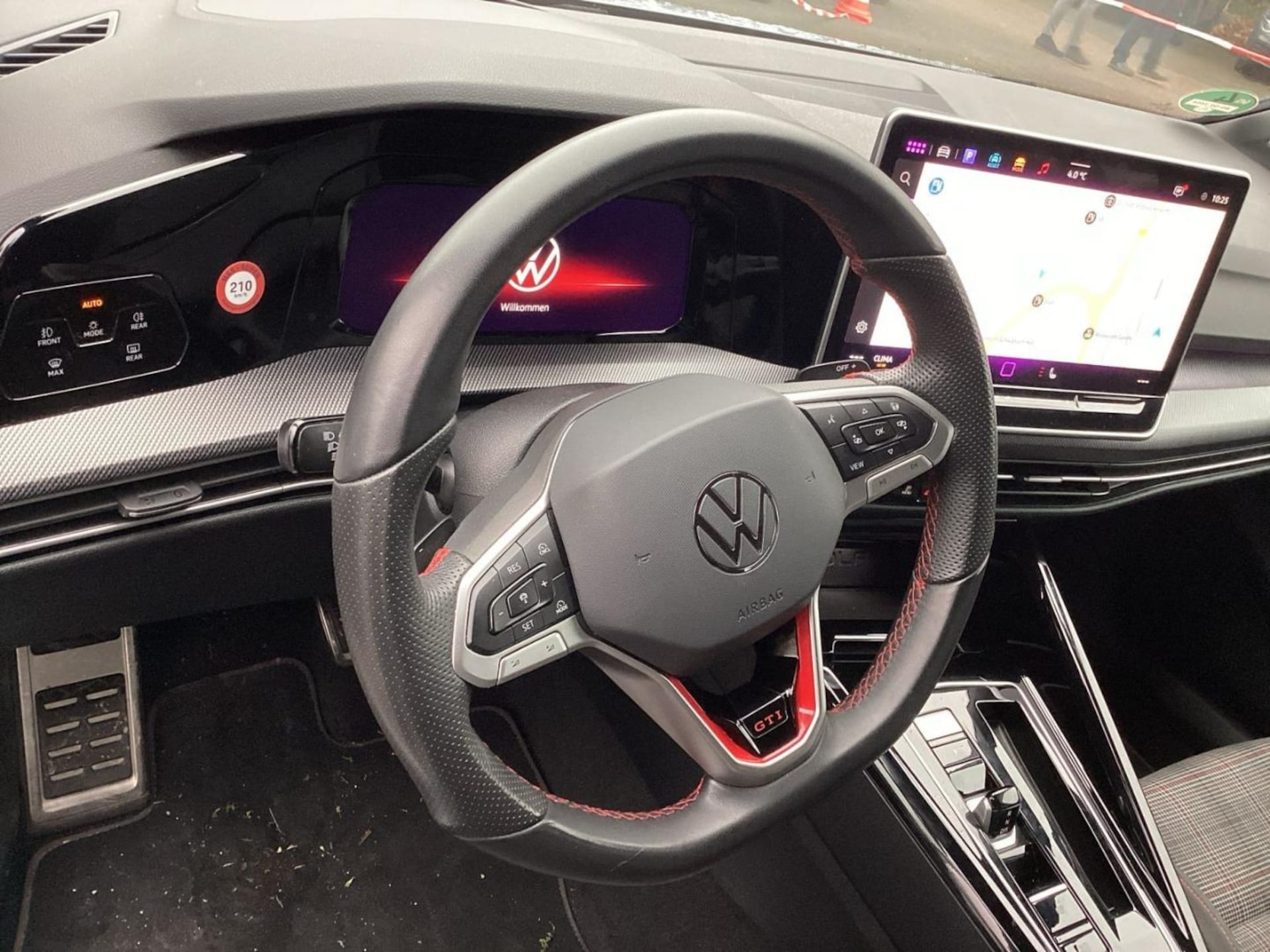 Volkswagen Golf GTI