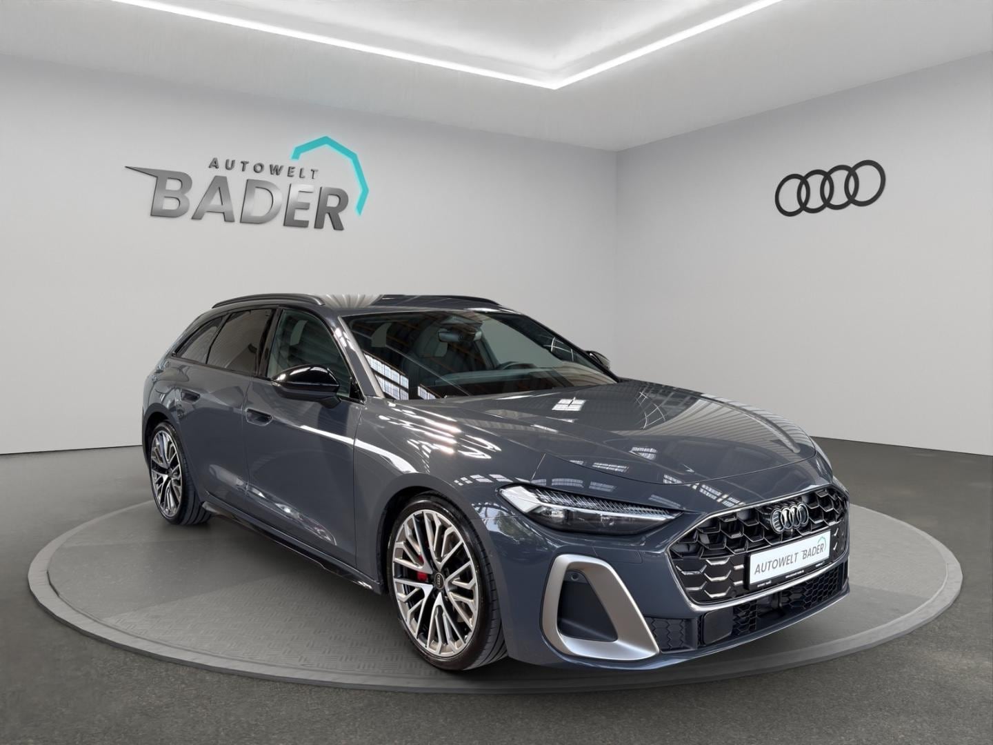 Bild über Audi A5 Avant TDI quattro 150 kW S tronic - für weitere Informationen kontaktieren Sie den Audi Partner