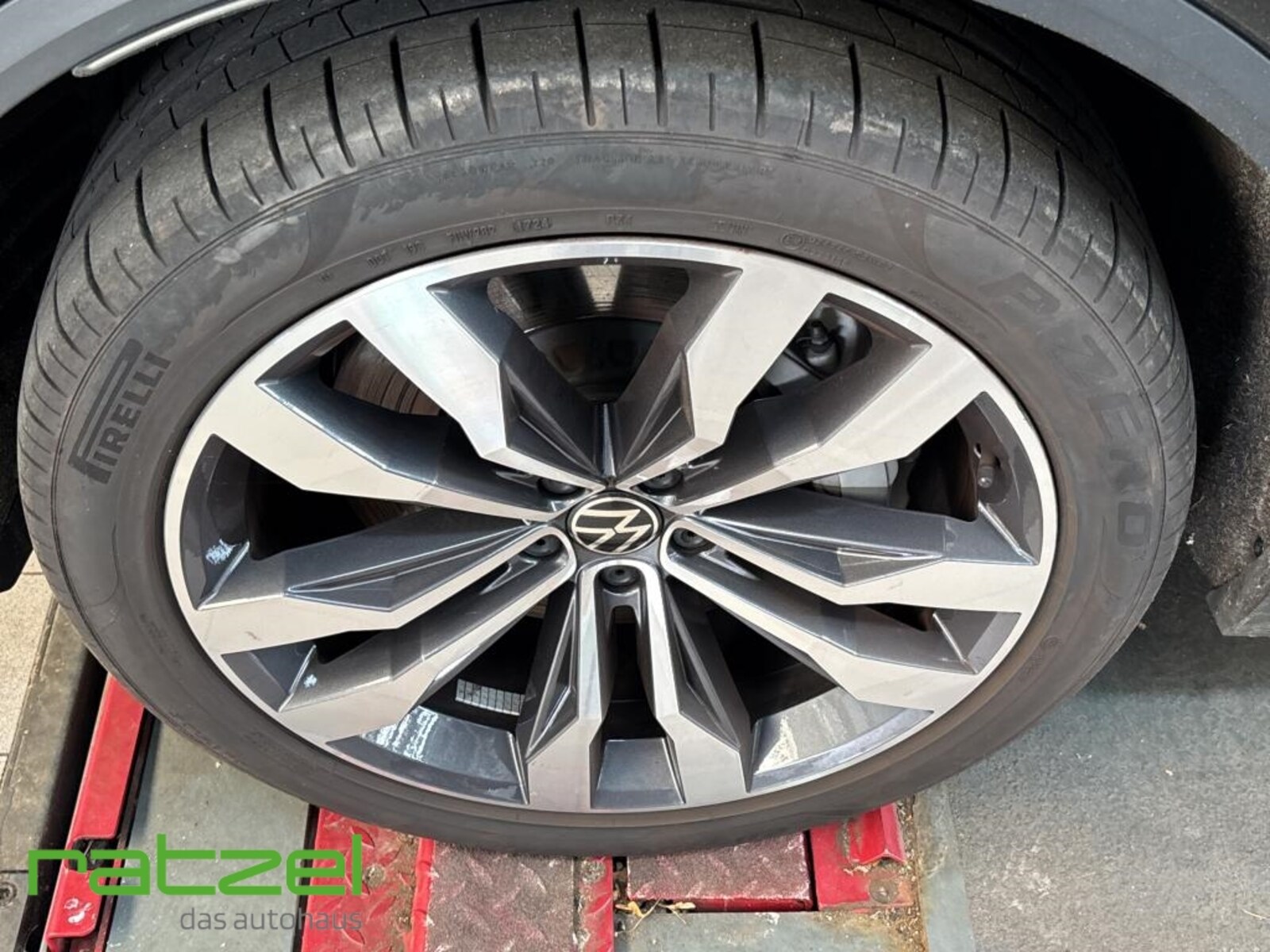 Volkswagen Touareg – Bild 7