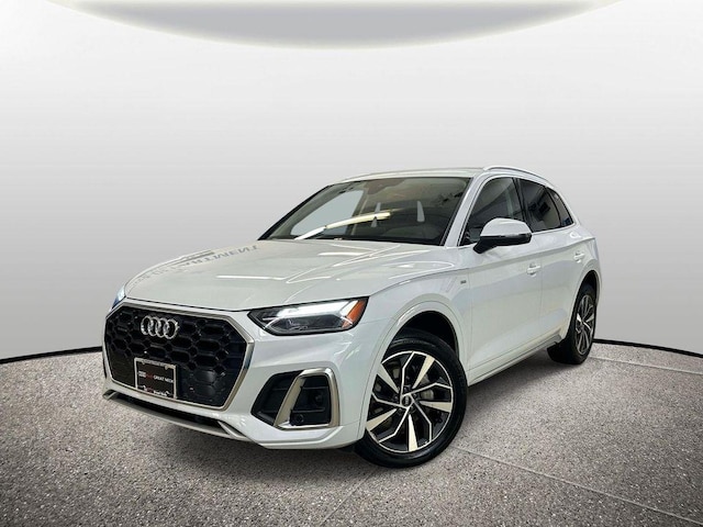 Photo of 2023 Audi Q5 