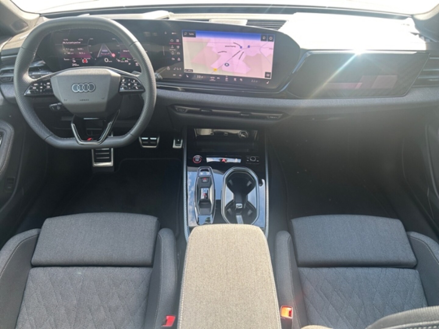 Bild über Audi A6 Avant edition one TDI quattro 150 kW S tronic - für weitere Informationen kontaktieren Sie den Audi Partner