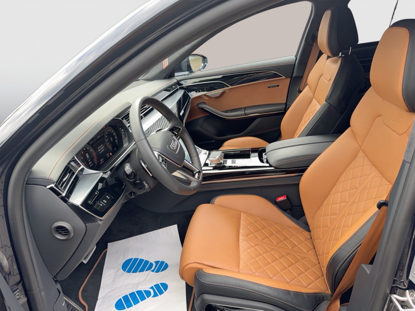 Audi A8 – Bild 10
