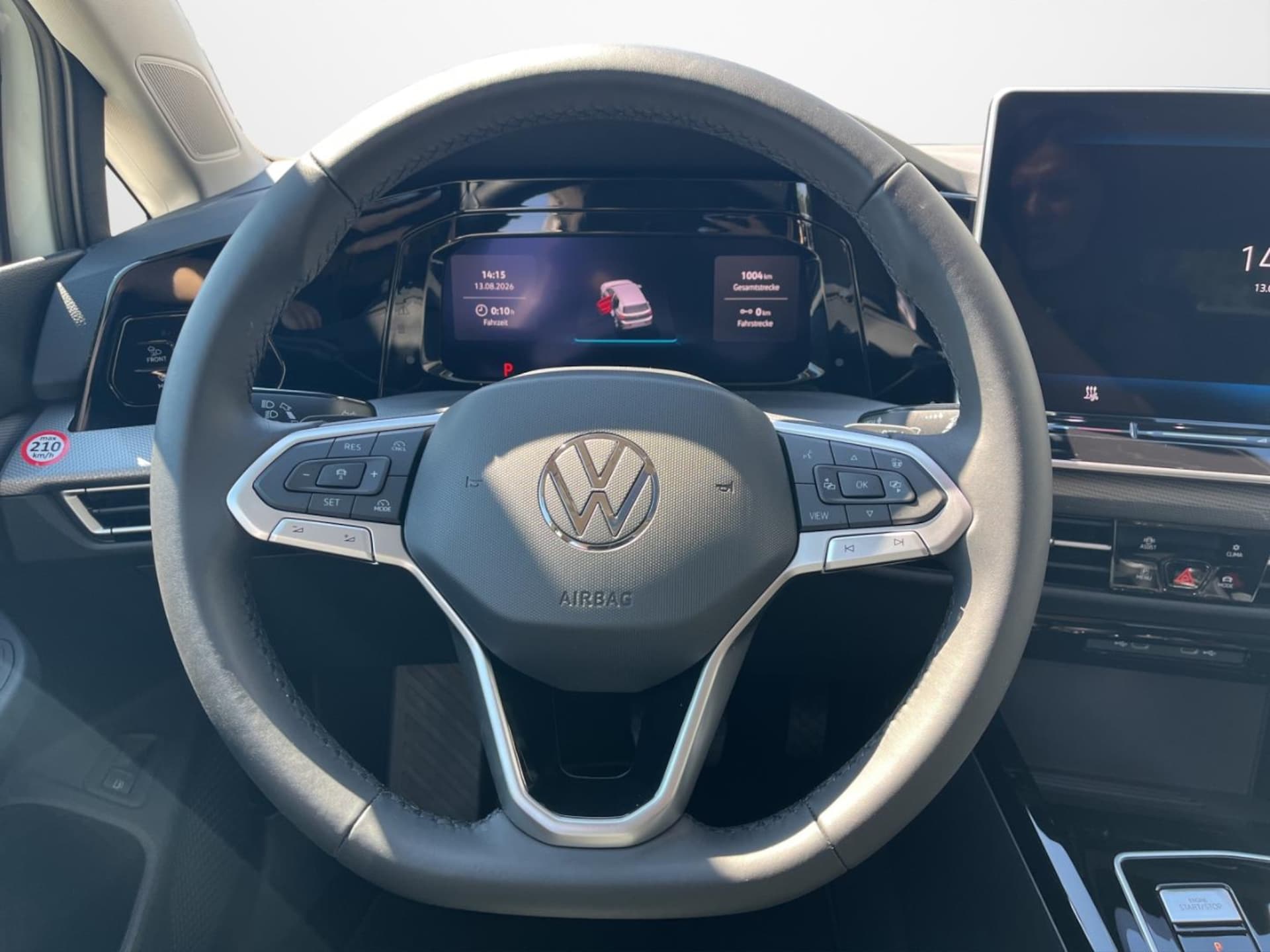 Volkswagen Golf Style