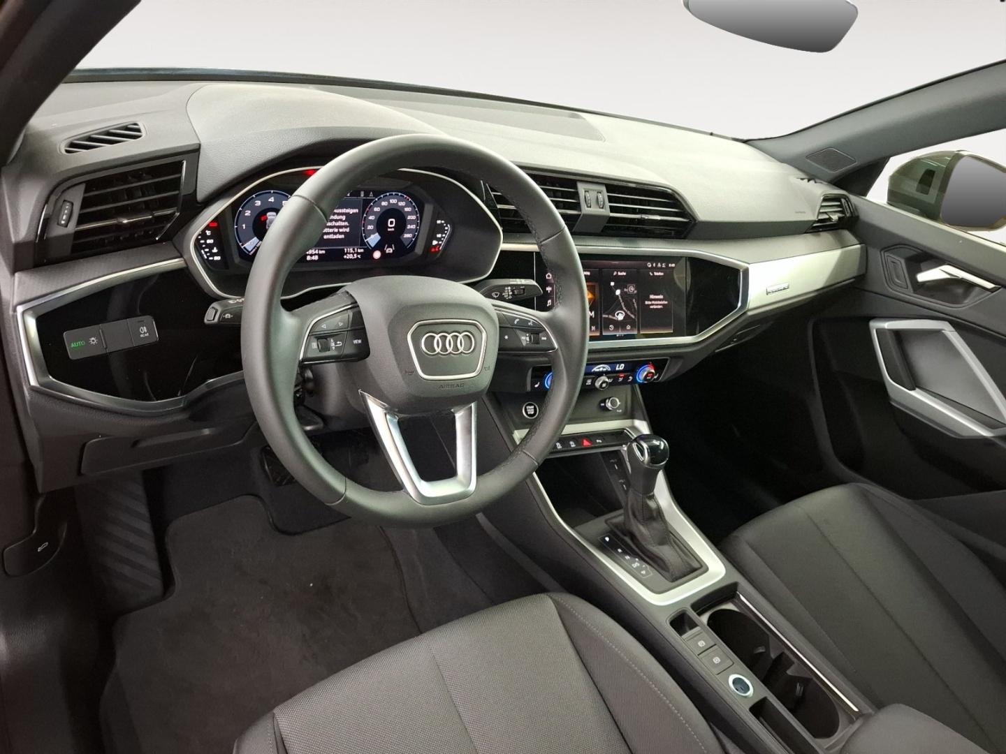 Bild über Audi Q3 TFSI quattro 140 kW S tronic - für weitere Informationen kontaktieren Sie den Audi Partner