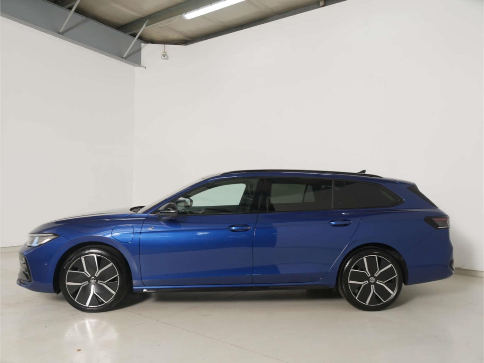 Volkswagen Passat – Bild 8