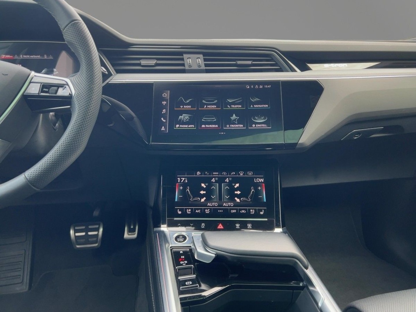 Bild über Audi Q8 e-tron S line 55 e-tron quattro - für weitere Informationen kontaktieren Sie den Audi Partner