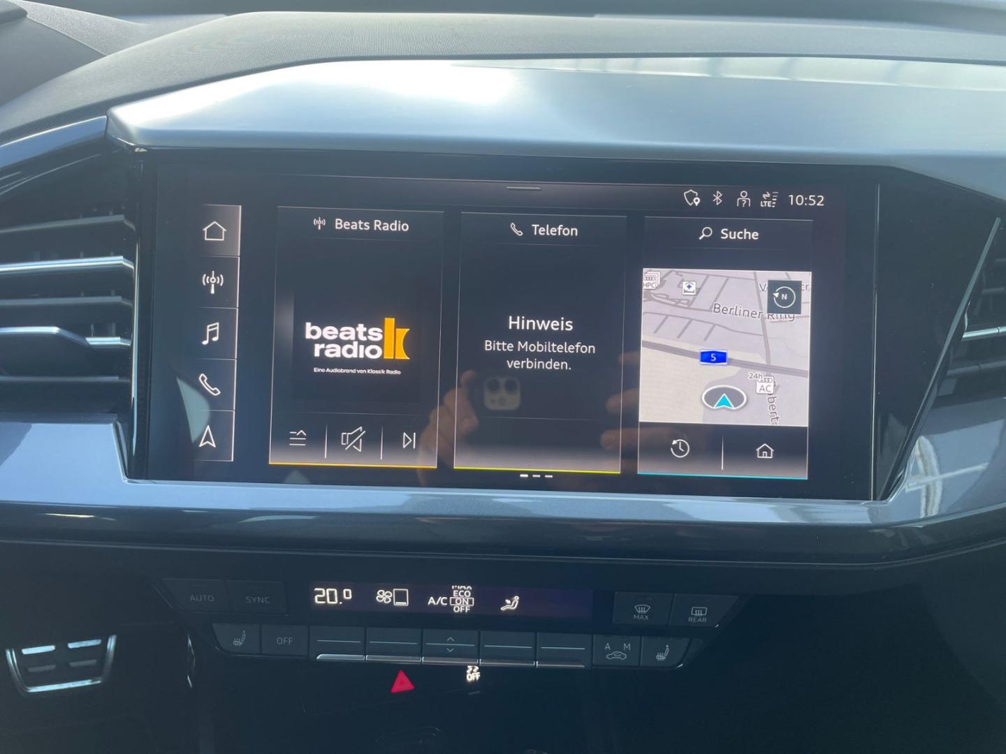 Image about Audi Q4 e-tron 40 e-tron