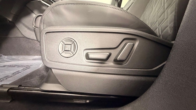 2026 Audi SQ5 Premium Plus - Photo 15