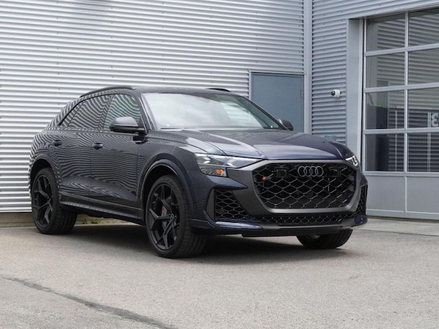 2026 Audi RS Q8 SUV performance