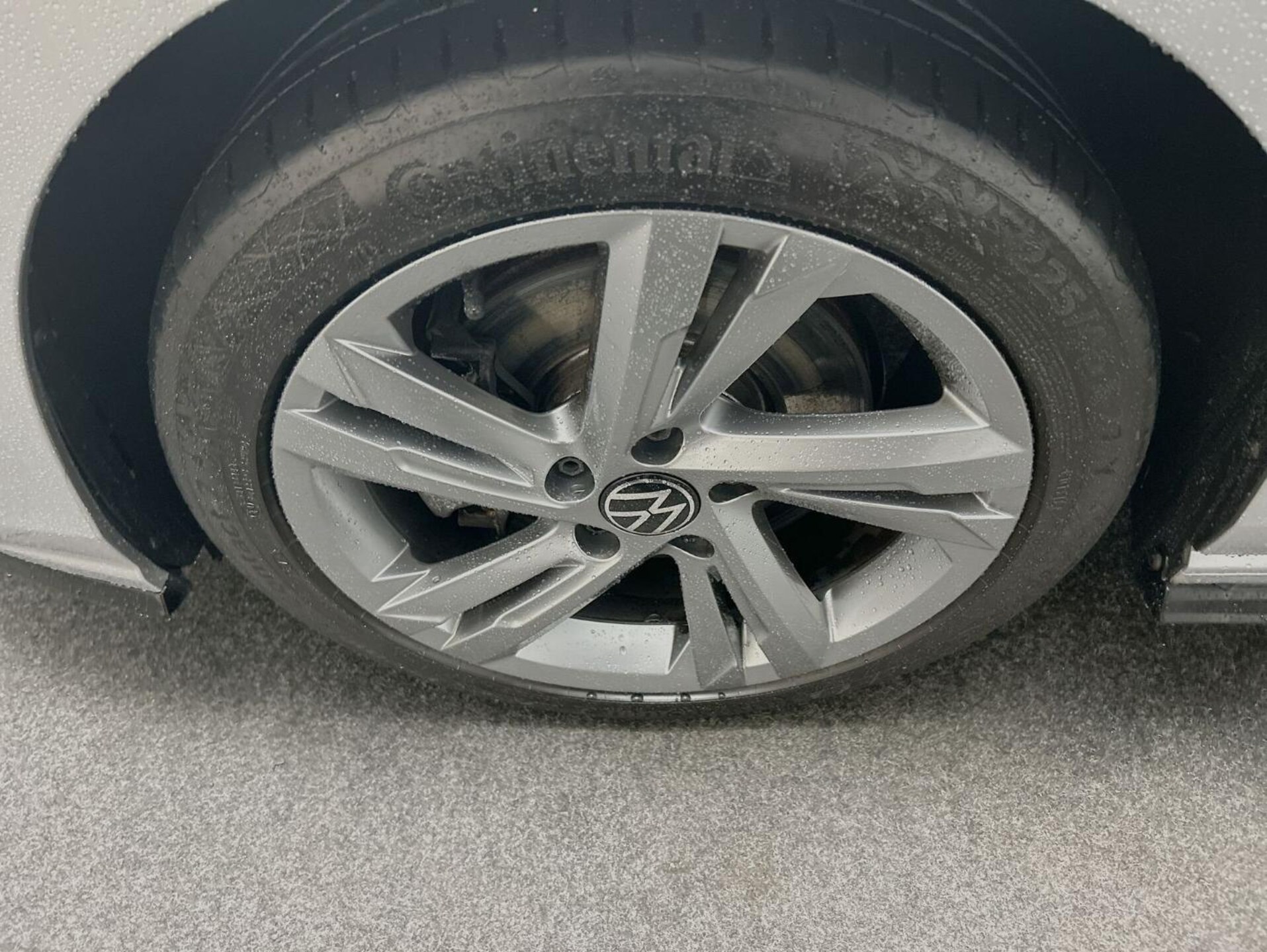 Volkswagen Golf Variant R-Line