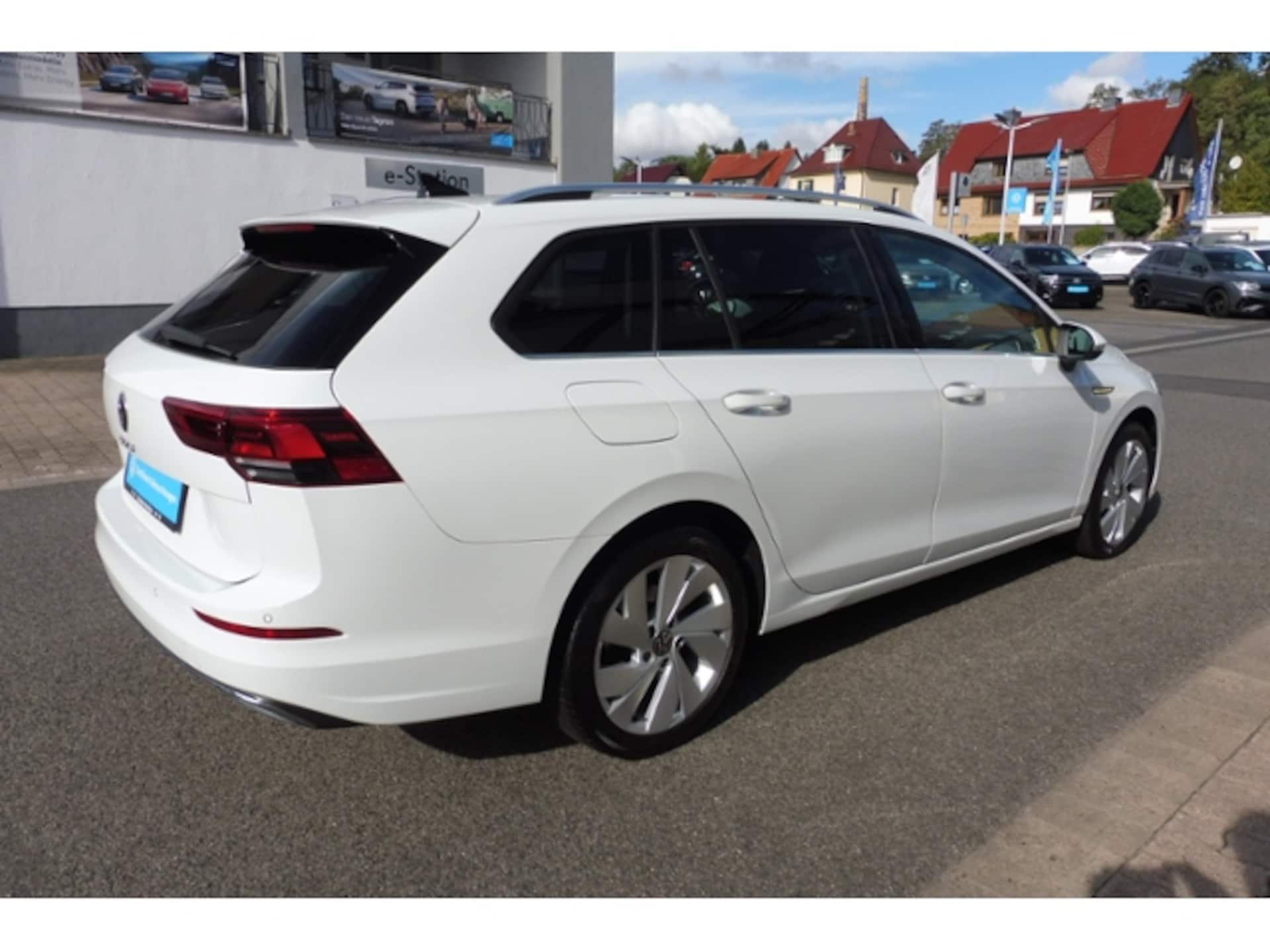 Volkswagen Golf Variant Style