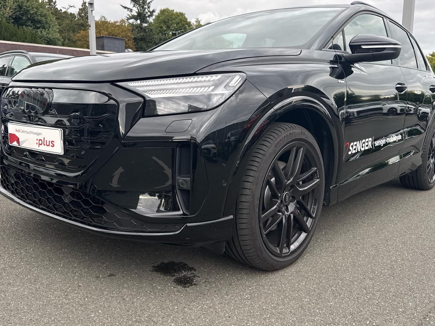 Bild über Audi Q4 SUV e-tron e-tron quattro 220 kW - für weitere Informationen kontaktieren Sie den Audi Partner