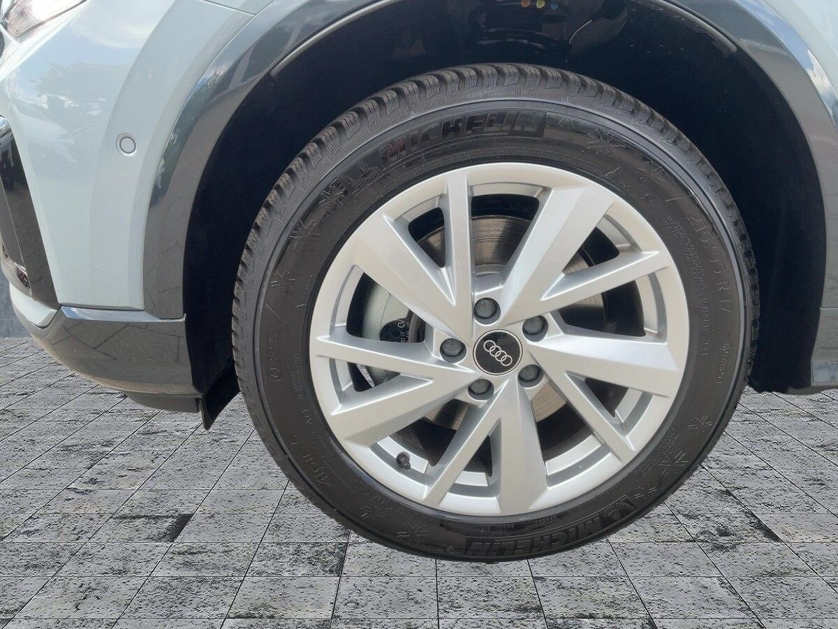 Image about Audi Q2 advanced 30 TFSI Schaltgetriebe