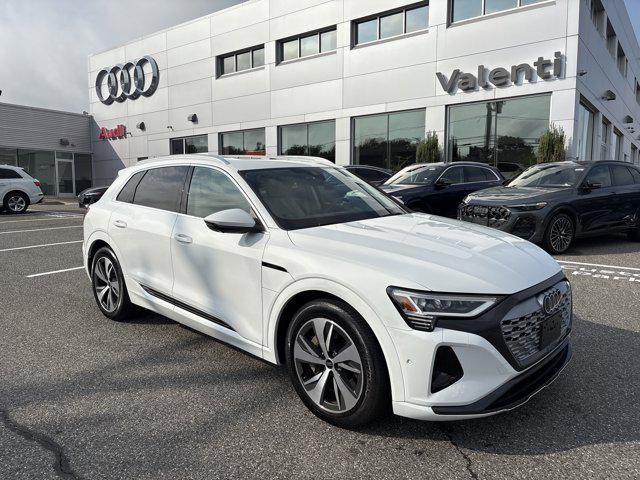 2024 Audi Q8 e-tron 55 114 kWh Premium Plus quattro's photo