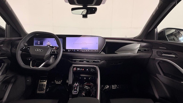 2026 Audi SQ5 Premium Plus - Photo 17