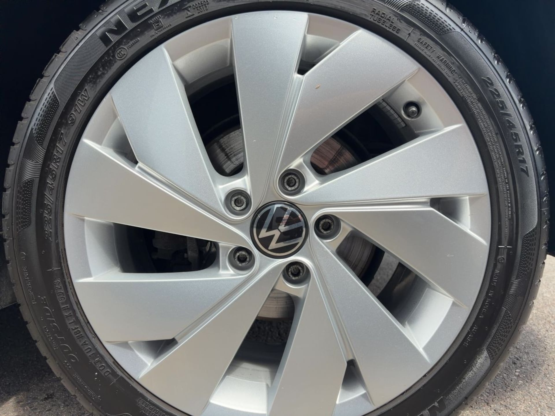 Volkswagen Golf Style