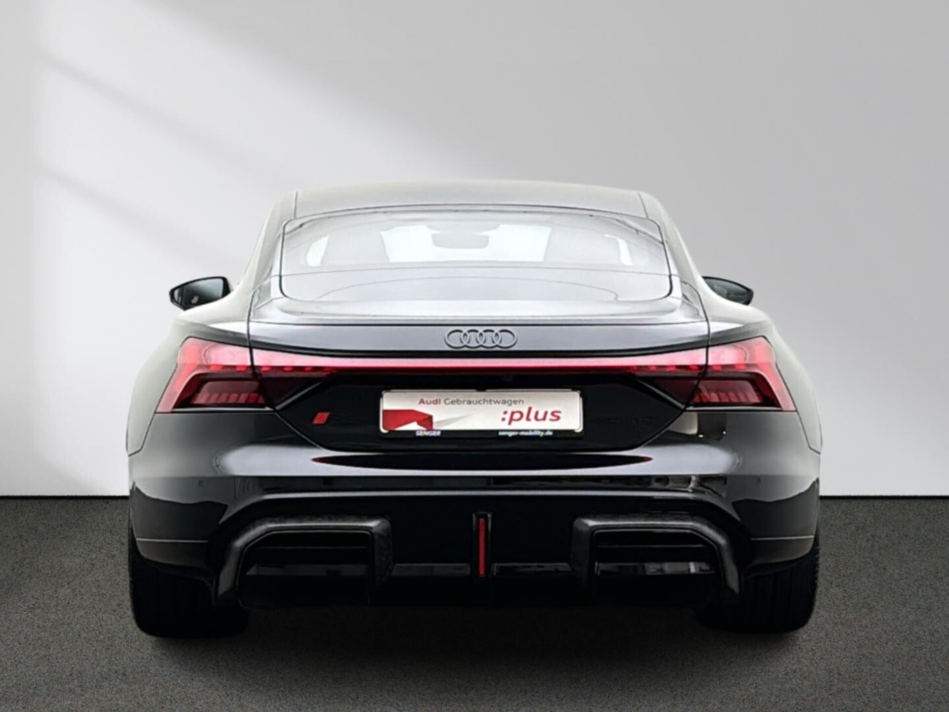 Audi RS e-tron GT performance