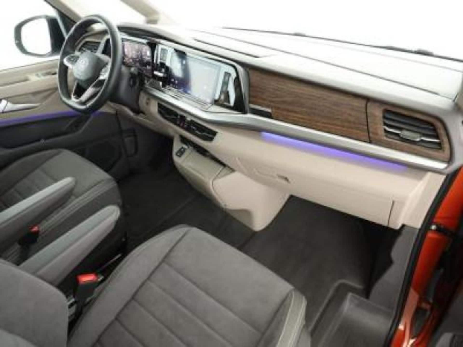 Volkswagen Multivan Style