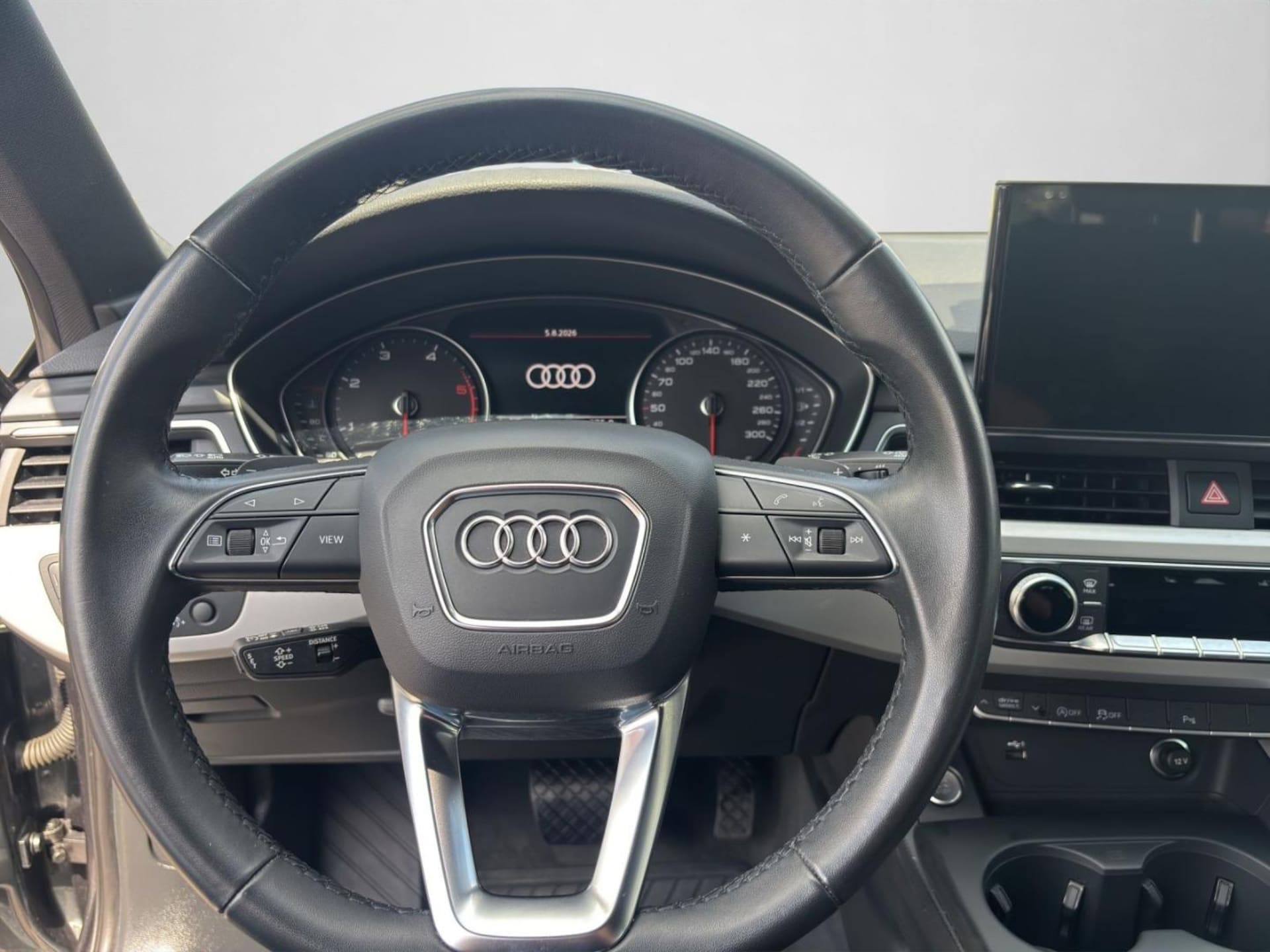 Audi A4 Avant S line