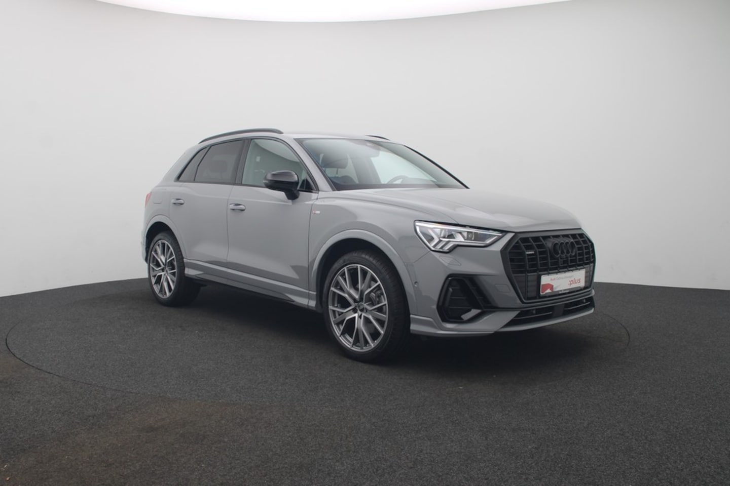 Bild über Audi Q3 S line 40 TDI quattro S tronic - für weitere Informationen kontaktieren Sie den Audi Partner