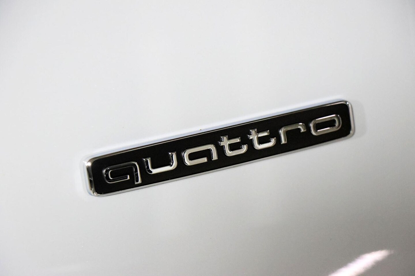 Image about Audi Q5 SUV e-hybrid quattro S tronic