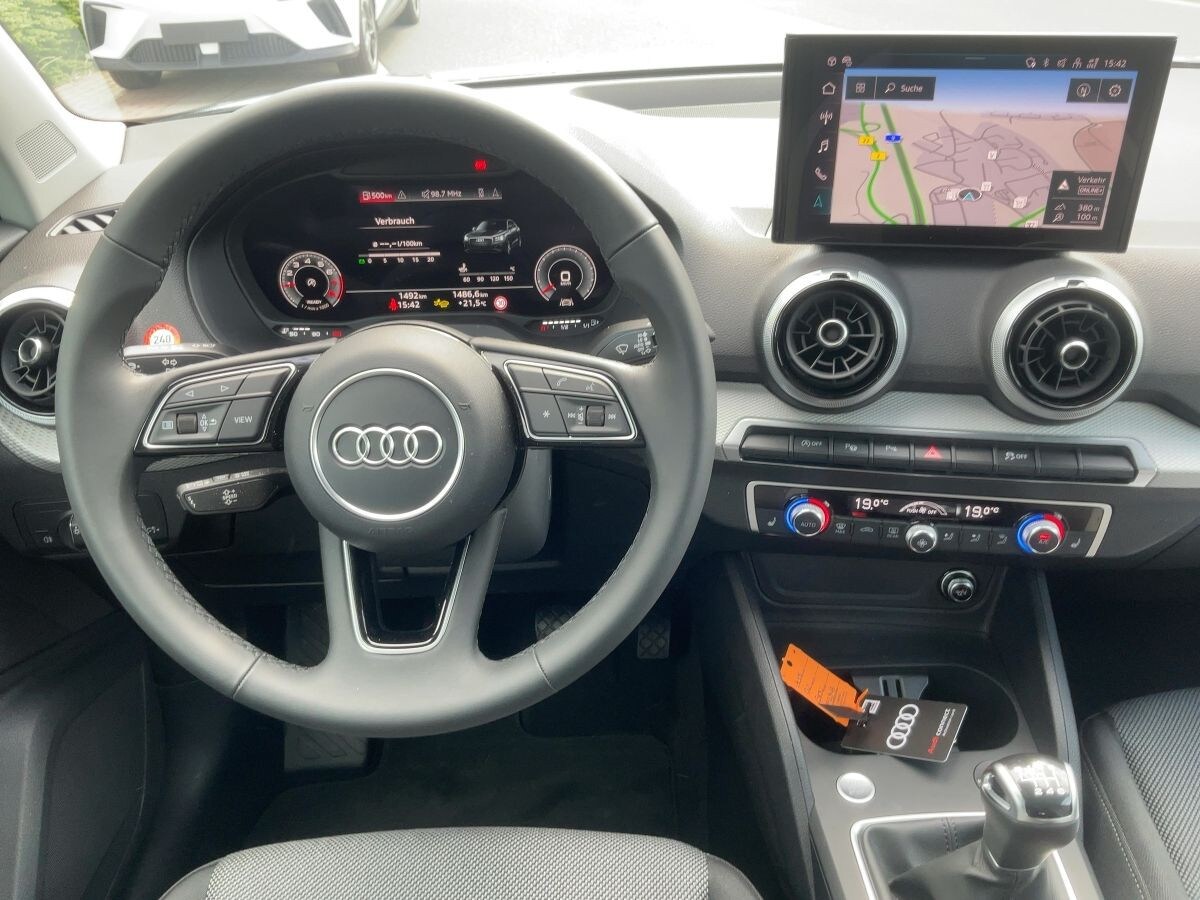 Image about Audi Q2 advanced 30 TFSI Schaltgetriebe