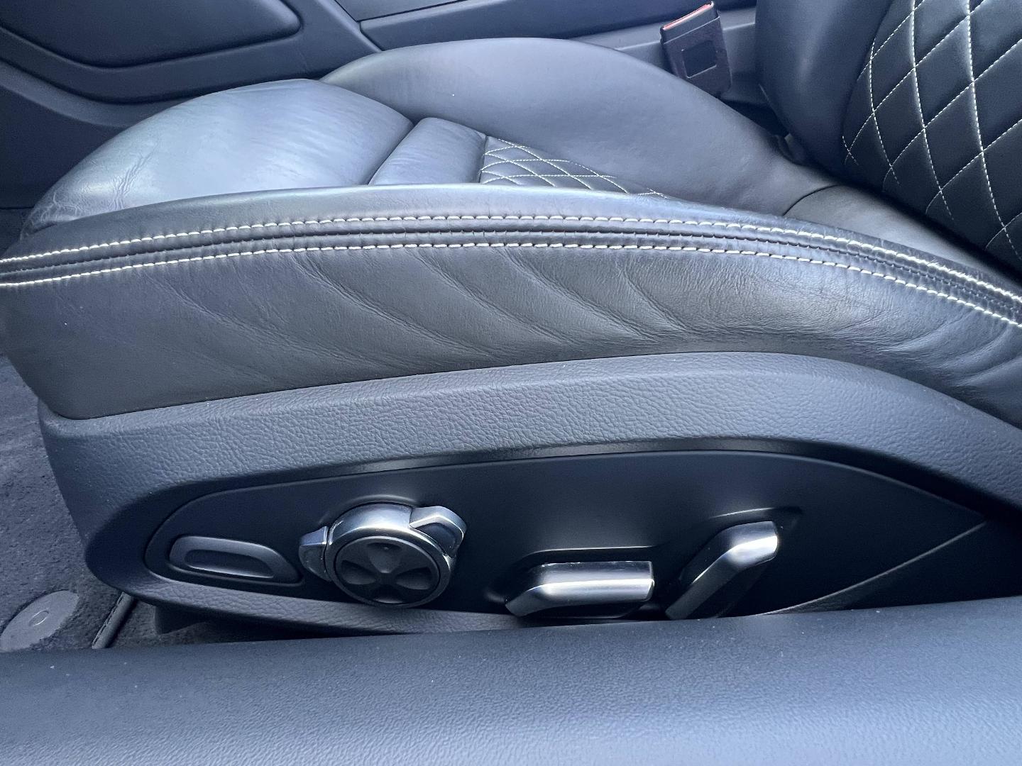 Image about Audi R8 Spyder R8 Spyder V10 plus 5.2 FSI quattro 449 kW (610 ch) S tronic