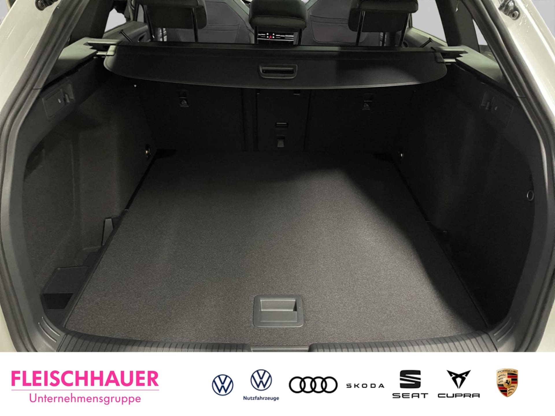 Volkswagen Golf Variant R-Line