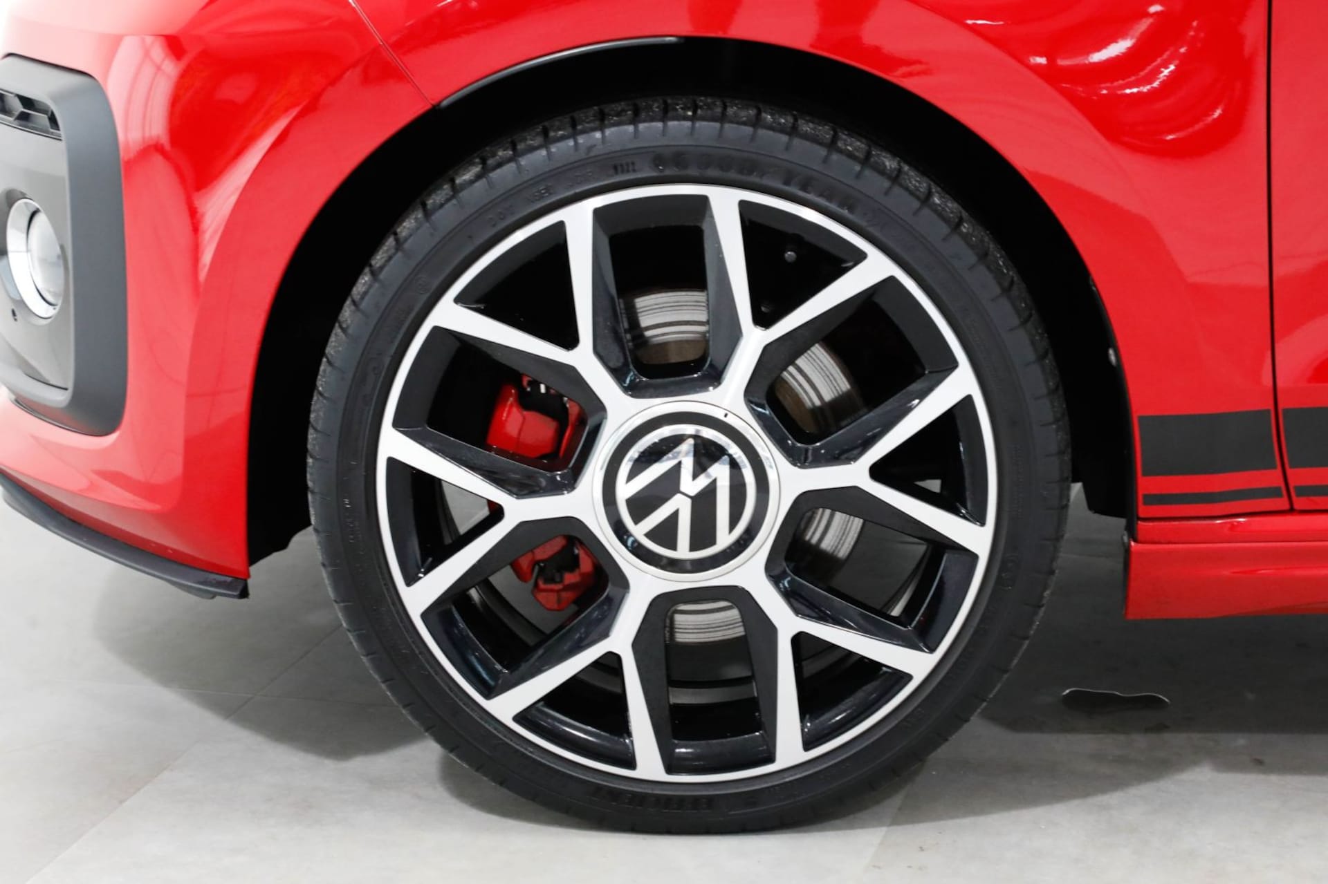 Volkswagen up! GTI