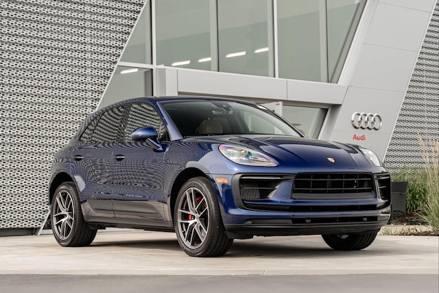 2022 Porsche Macan