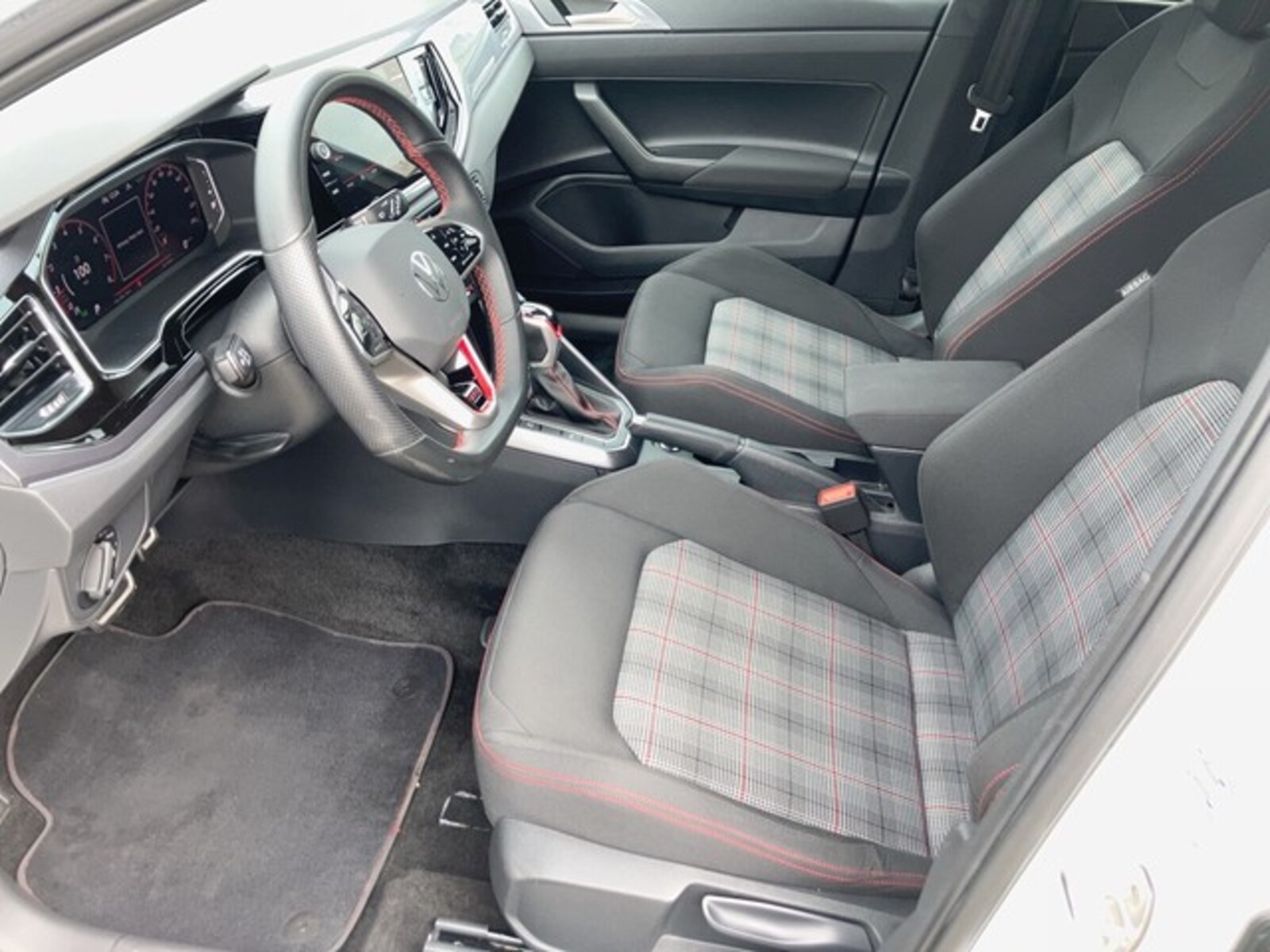 Volkswagen Polo – Bild 8