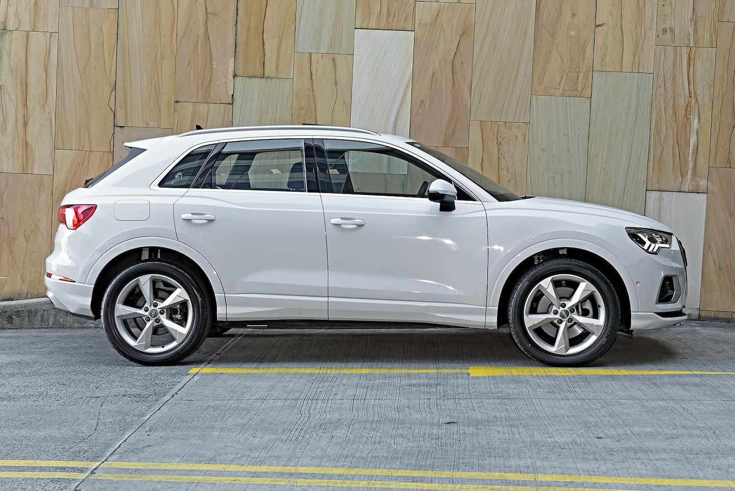 Image about Audi Q3 40 TFSI quattro S tronic
