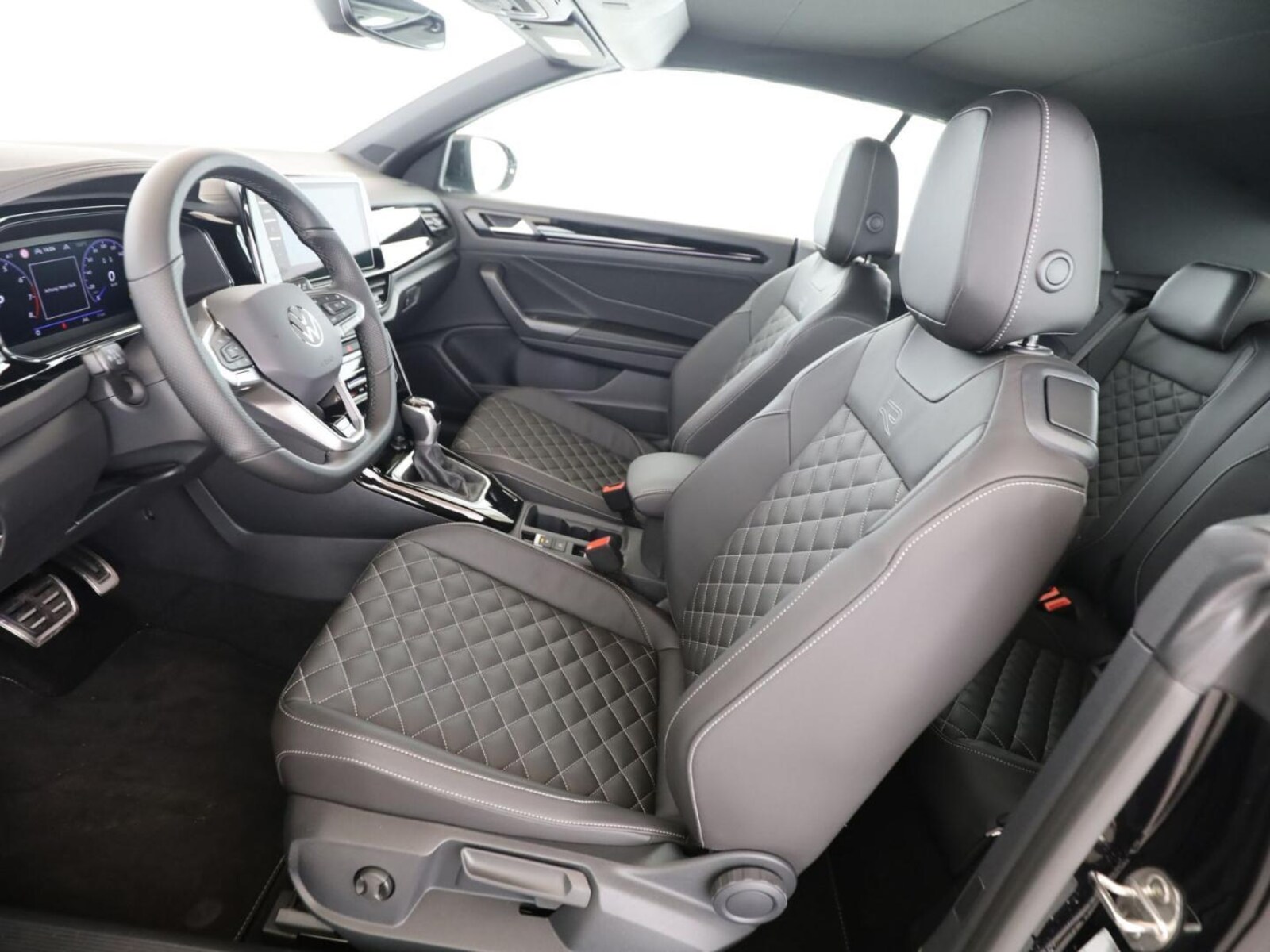 Volkswagen T-Roc Cabriolet – Bild 18