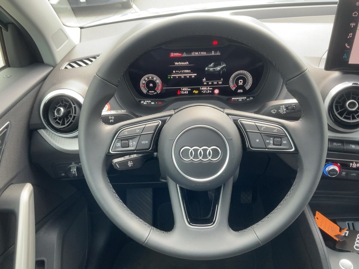 Image about Audi Q2 advanced 30 TFSI Schaltgetriebe