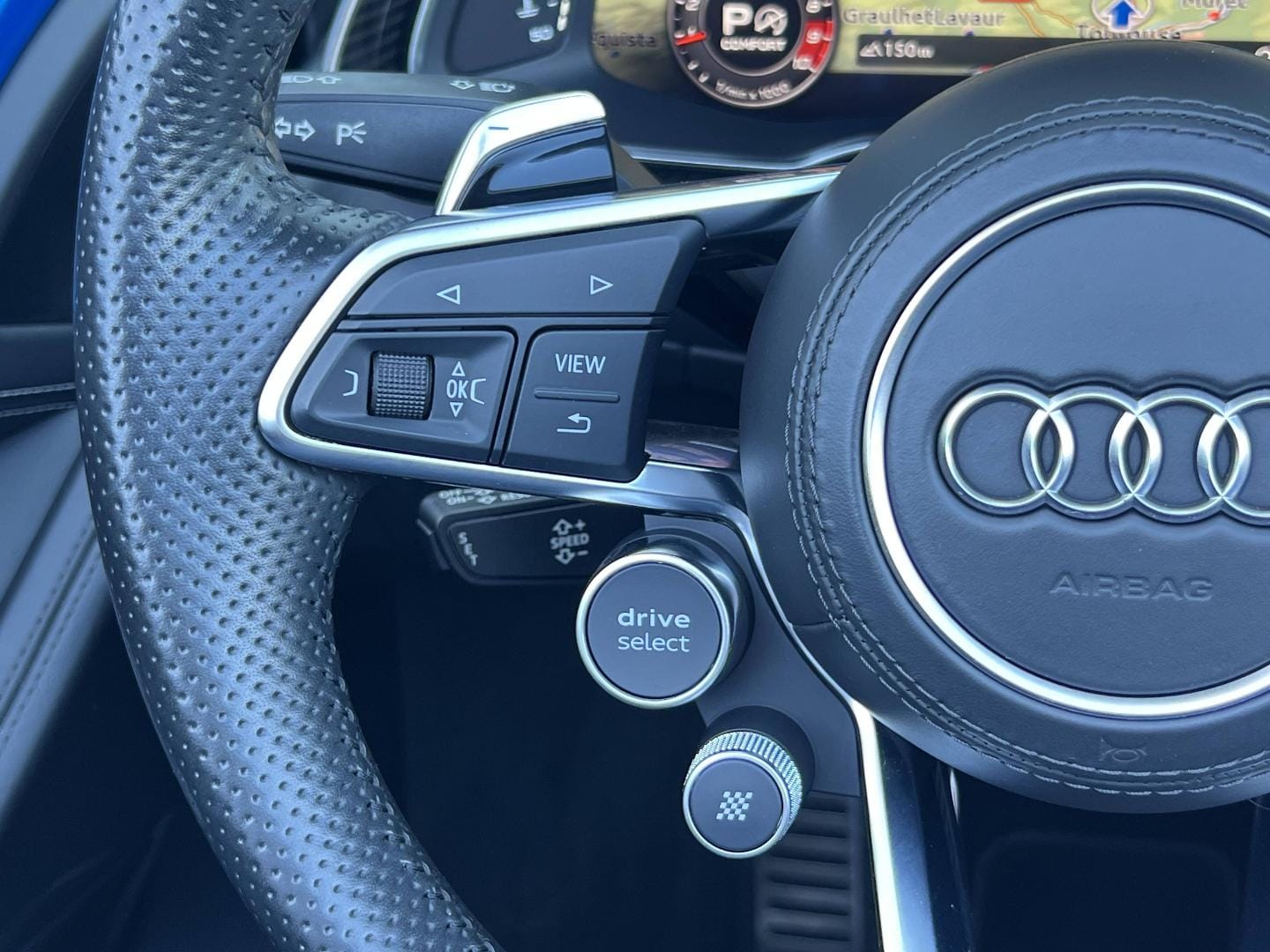 Image about Audi R8 Spyder R8 Spyder V10 plus 5.2 FSI quattro 449 kW (610 ch) S tronic