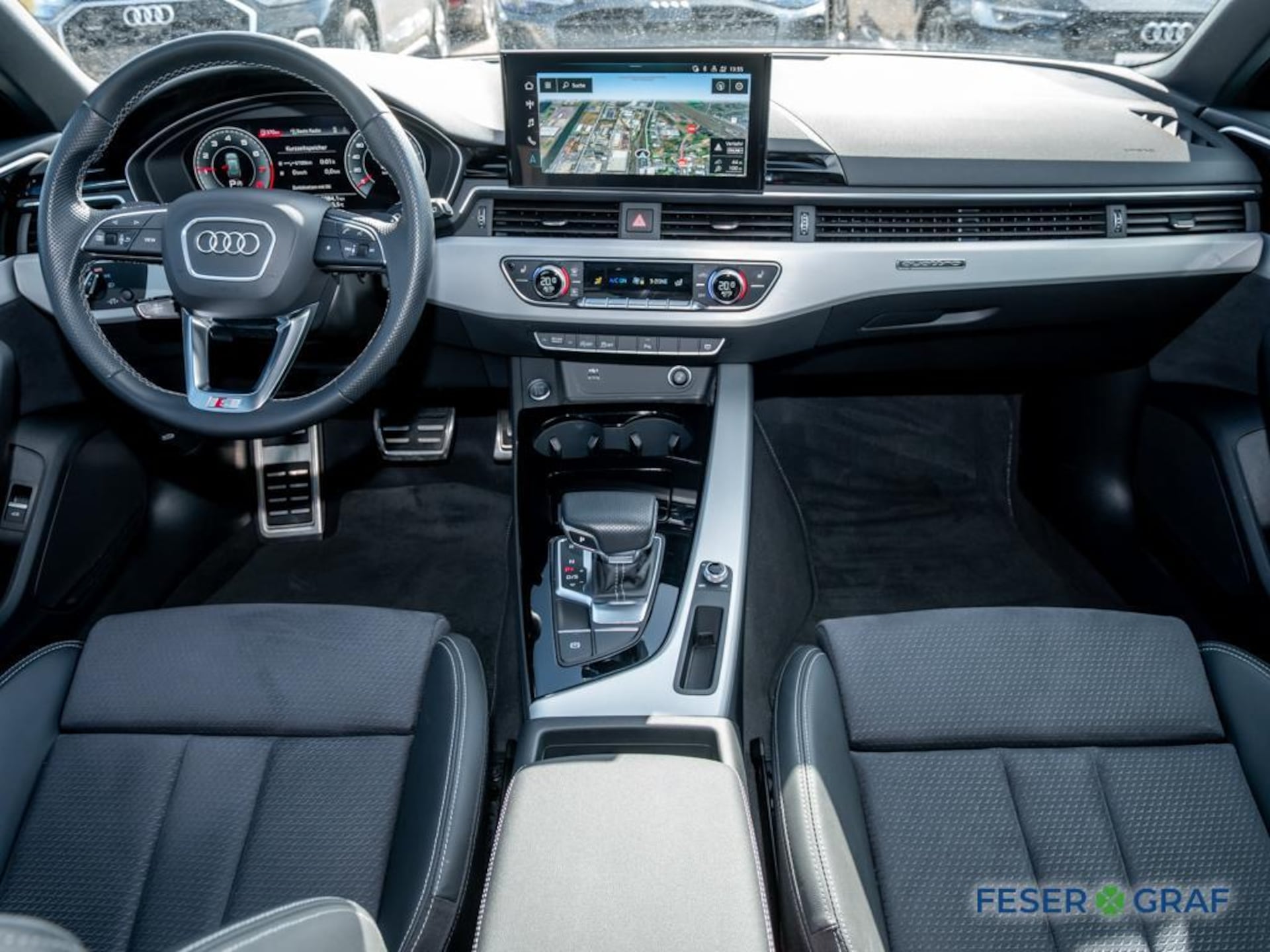 Audi A4 Avant S line