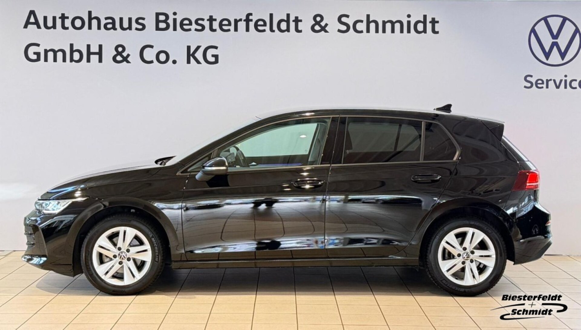 Volkswagen Golf Life
