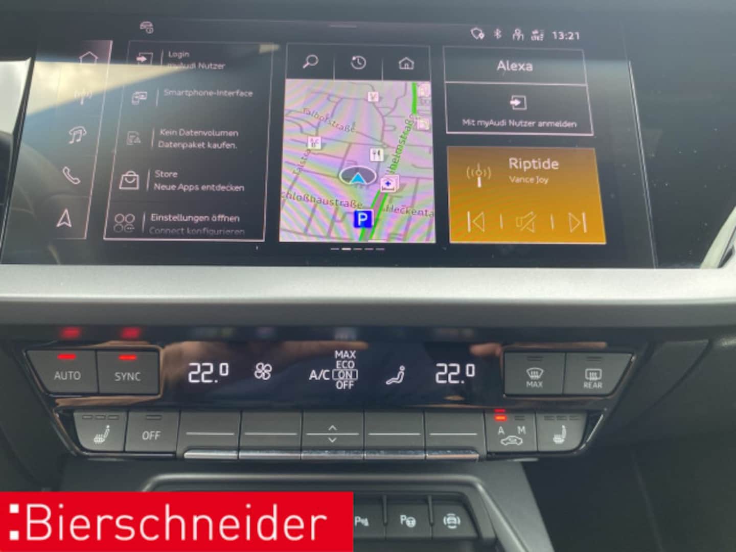 Bild über Audi A3 Sportback 30 TFSI S tronic - für weitere Informationen kontaktieren Sie den Audi Partner