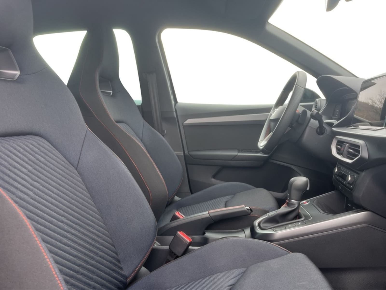 SEAT Arona – Bild 8